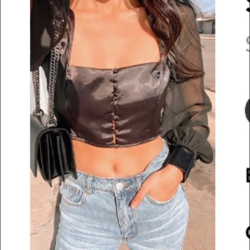 Black Crop top